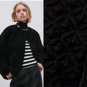 Zara Velvet  Puffer Quilted Bomber Jacket Coat Black Size Medium